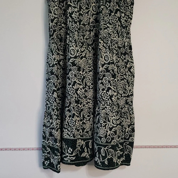 LOFT Floral Print Dress Sz Medium Smocked Green White Ruffle Cap Sleeves Cottage - Picture 3 of 14